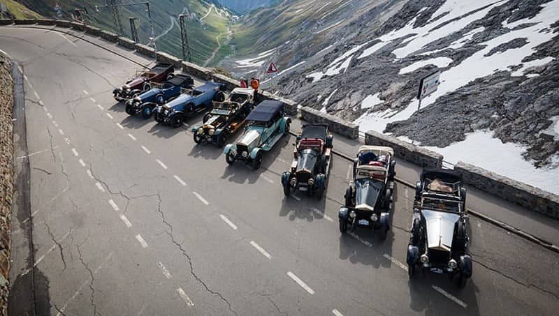 Classic Rolls-Royce cars in the Alps